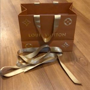 Small Louis Vuitton shopping bag